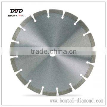 Laser welded segmented blades