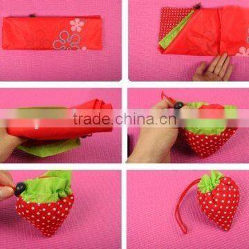 Reusable Shopping Tote Bag - Folded Into a Strawberry photo-5