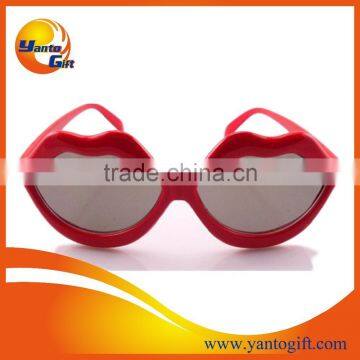 UV 400 Lip shape sunglasses