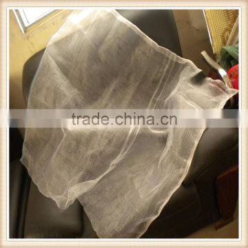 White uv date mesh bag with hook and loop fastener, date palm mesh bag