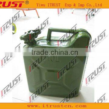 portable gasoline can