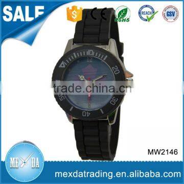 Hot selling different designs dial japan custom logo wrist watches for man