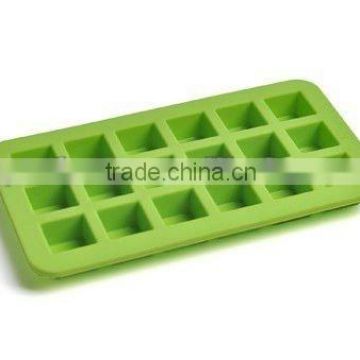 2015 dongguan wholesale 18 cube pellet ice cube tray