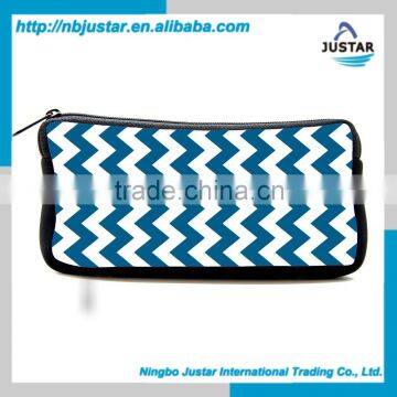 Promotional Gift Chevron Design Waterproof Fashion Beautiful Vinyl Cosmetic Zipper Pouch