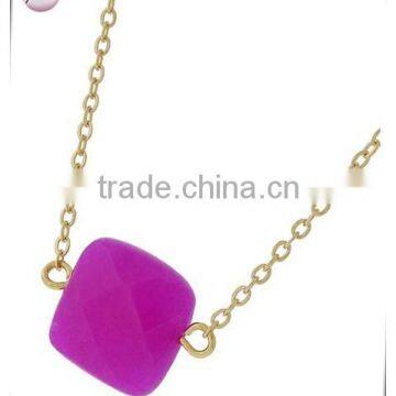 Gold Tone Fuchsia Semi-precious Stone Pendant Necklace