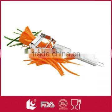 Precision Kitchenware Ultra Sharp Stainless Steel Vegetable Peeler / Potato Peeler photo-3