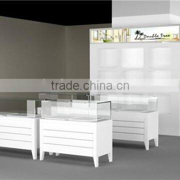 Electronic Store Counter Design for Computer With Phone Case photo-5