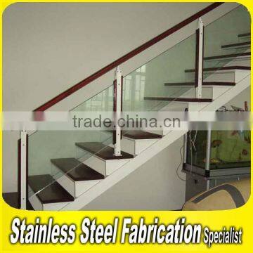 Residential 304 Stainless Steel Handrails Tempered Glass Railing photo-6