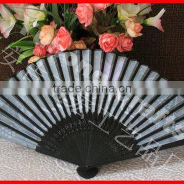 Traditional Chinese Cloth Craft Fan for Gift photo-3