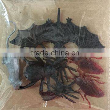 Realistic Design Halloween Insect Toy Black Plastic Cockroach photo-3