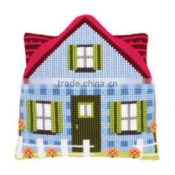 Tapestry kit(CHUNKY CROSS STITCH CUSHION.KIT).UN008 .fashion.080-01