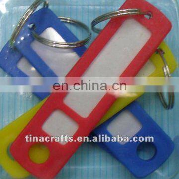 Plastic luggage tags