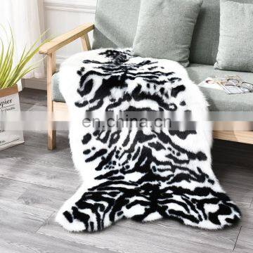 Rawhouse New Animal Cartoon Design Fur Multishaped Rug Pet Mats Nordic Faux Fur Area Rugs for Sale photo-2