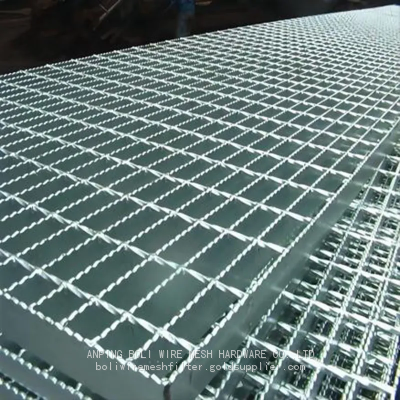 WIRE MESH factory quality heavy Steel Bar grating.Hot dip galvanized bar steel grating .Top quality