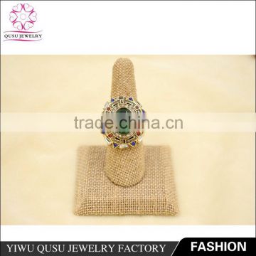 2015 yiwu new product gold plated ring with oval bottom tip of the emerald zircon