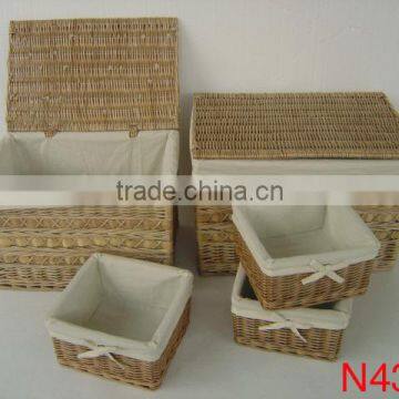 SET OF 5 WILLOW& SEAGRASS BASKET.