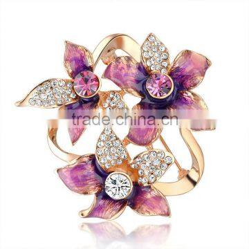 Fresh yellow gold plated pink rhinestone flower brooch