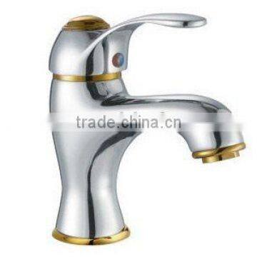 Single handle faucet