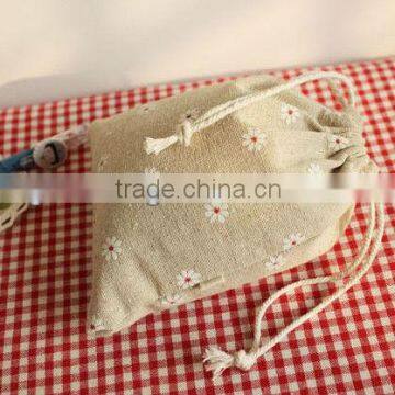 cosmetic bag with linen cotton