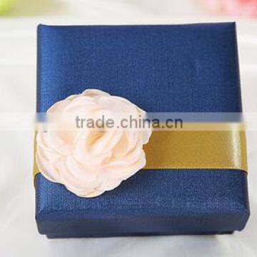Custom New Design Portable Paper Food Packaging Box / Gift Box / Gift Paper Box photo-6