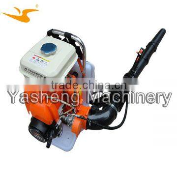 Gasoline Snow Blower for Clearing Snow