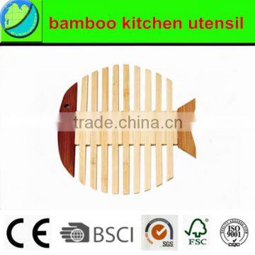 2014 newest fish shaped bamboo Kitchen utensil