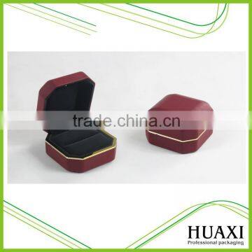 Huaxin Luxury Leather Velvet Plastic Ring Jewelry Box With Led Light