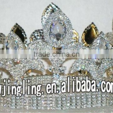 full round Fleur-de-Lis crowns