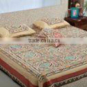 Bedspreads selecting attractive