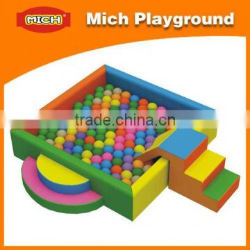 Kids soft indoor ball pits