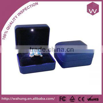 Top luxury Sapphire blue diamond dedicated LED ring box