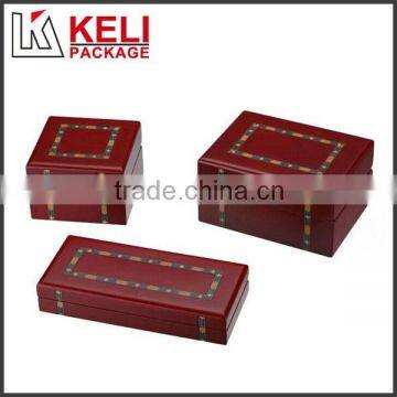Exquisite wooden lacquer jewelry display box