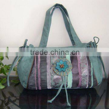 lady's shoulder bag