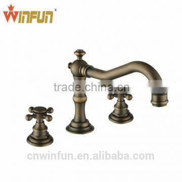 Made in china two handle lavatory traditional tap antique brass bathroom faucet/brass basin taps