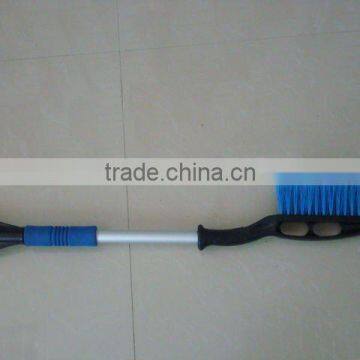 PLASTIC TELESCOPIC AL HANDLE SNOW BRUSH