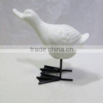 Hot selling ceramic standing goose with feather