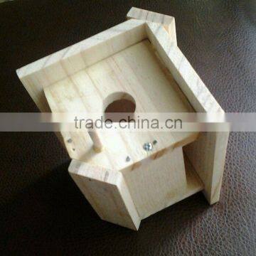 solid wood material polished wooden bird house