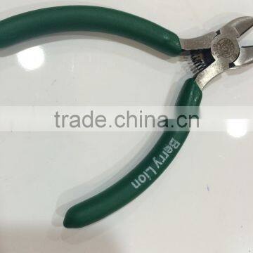 Soft grip 5'' USA style mini side cutter for school project