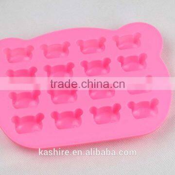 Wholesale High Quantity Eco-friendly Lesbian Bear Shape Silicone Chocolate Mould,soap Mold,diy Cake Mould photo-3