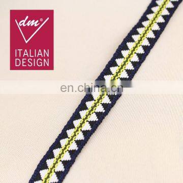 2015 Fashion Wholesale Embroidery Ribbon for Garment RB0381