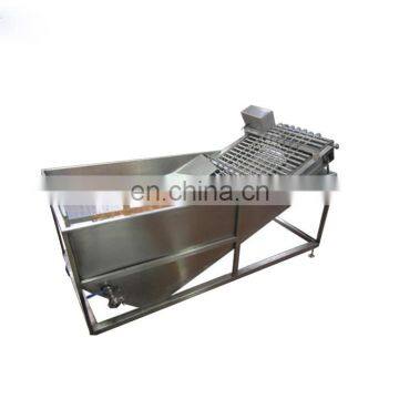 Factory price egg cracker breaking machine for sale