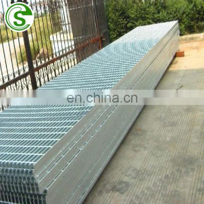 Anti slip drain steel grating cover roadway drainage grating system