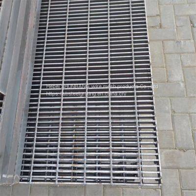 Stainless steel special-shaped ditch cover plate, sump cover plate, galvanized welding ditch cover plate, firm and durable, high bearing