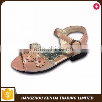 Proper price top quality sandal for girls