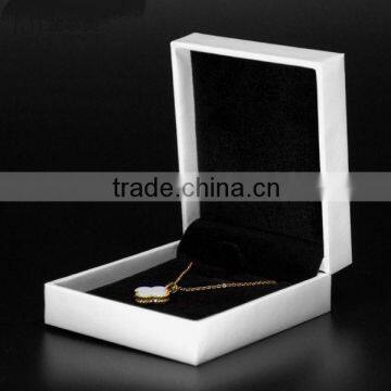 Luxury and fashion personalized girls jewelry boxes for necklace