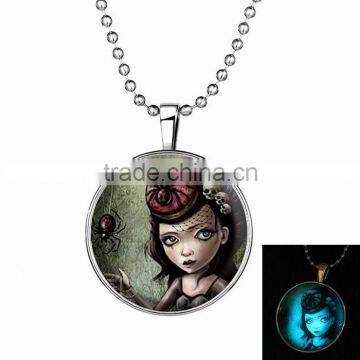 Noctilucent Jewelry Manufacturer Black Widow Spider Design Glass Pendant Necklace