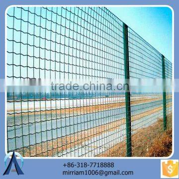 Anping Baochuan Wholesale Classical Water-proof Fence Rolls