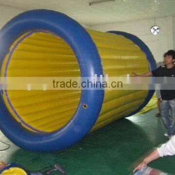 inflatable water roller