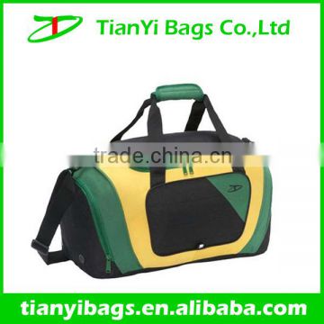 Wholesale china 600D polyester practical sports gym bag