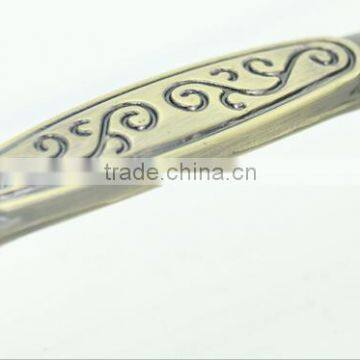 Zinc Alloy Wardrobe Door Handles photo-4